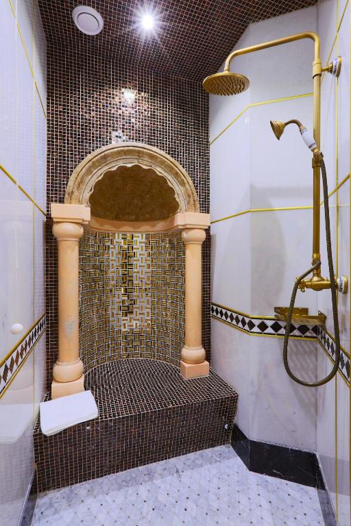 هتل گلدن پالاس